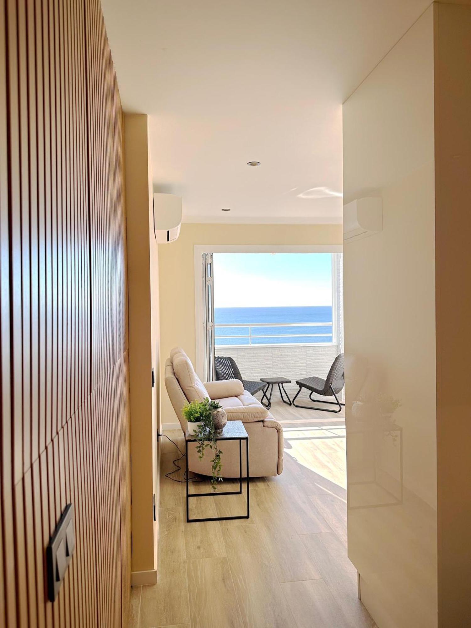 Penthouse On The Beach เอมปูเรียบราบา ภายนอก รูปภาพ